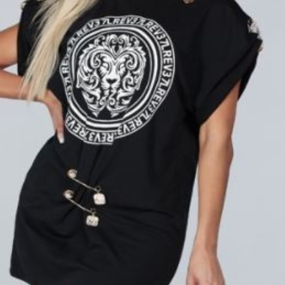 Stunning Black/White Safety Pin Tee Shirt Dress - Picture 10 of 11